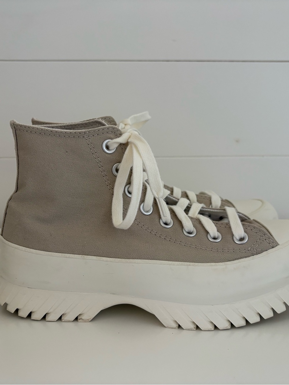 Converse Platform High-Top Sneakers in Taupe and White, Chuck Taylor All Star